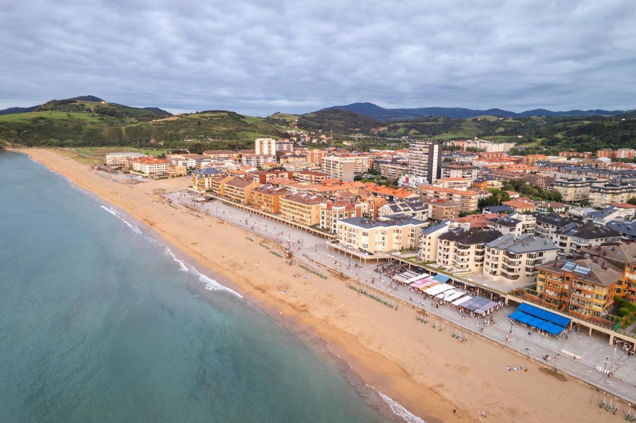 Zarautz Beach With Parking By Aston Rentals Esterno foto